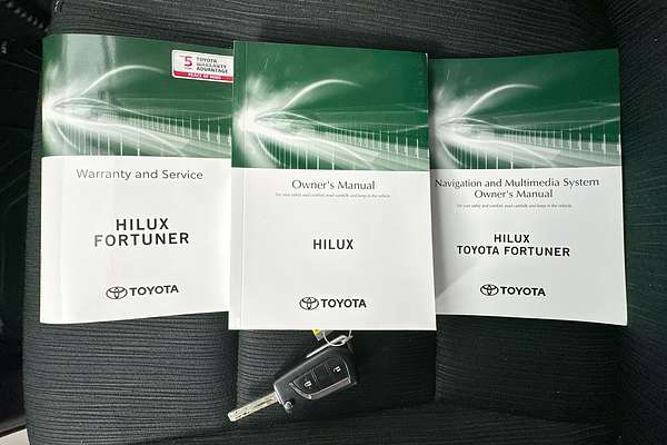 2021 Toyota Hilux SR GUN126R 4X4