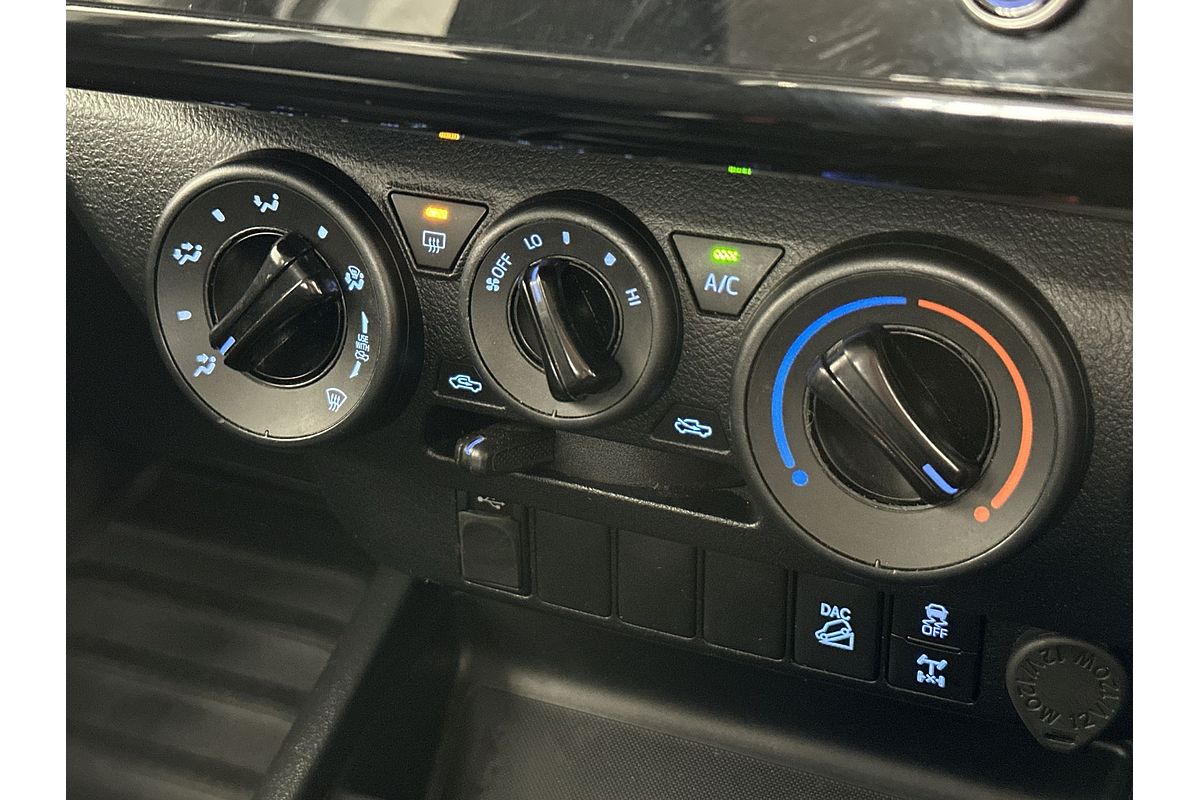 2021 Toyota Hilux SR GUN126R 4X4