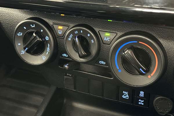 2021 Toyota Hilux SR GUN126R 4X4