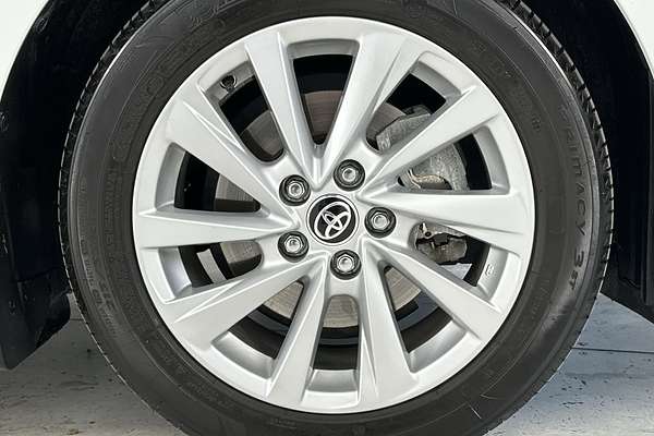 2022 Toyota Camry Ascent AXVH70R