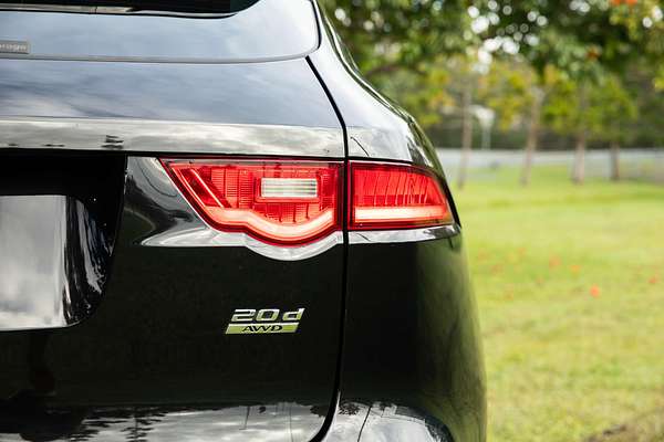 2019 Jaguar F-PACE 20d R-Sport X761