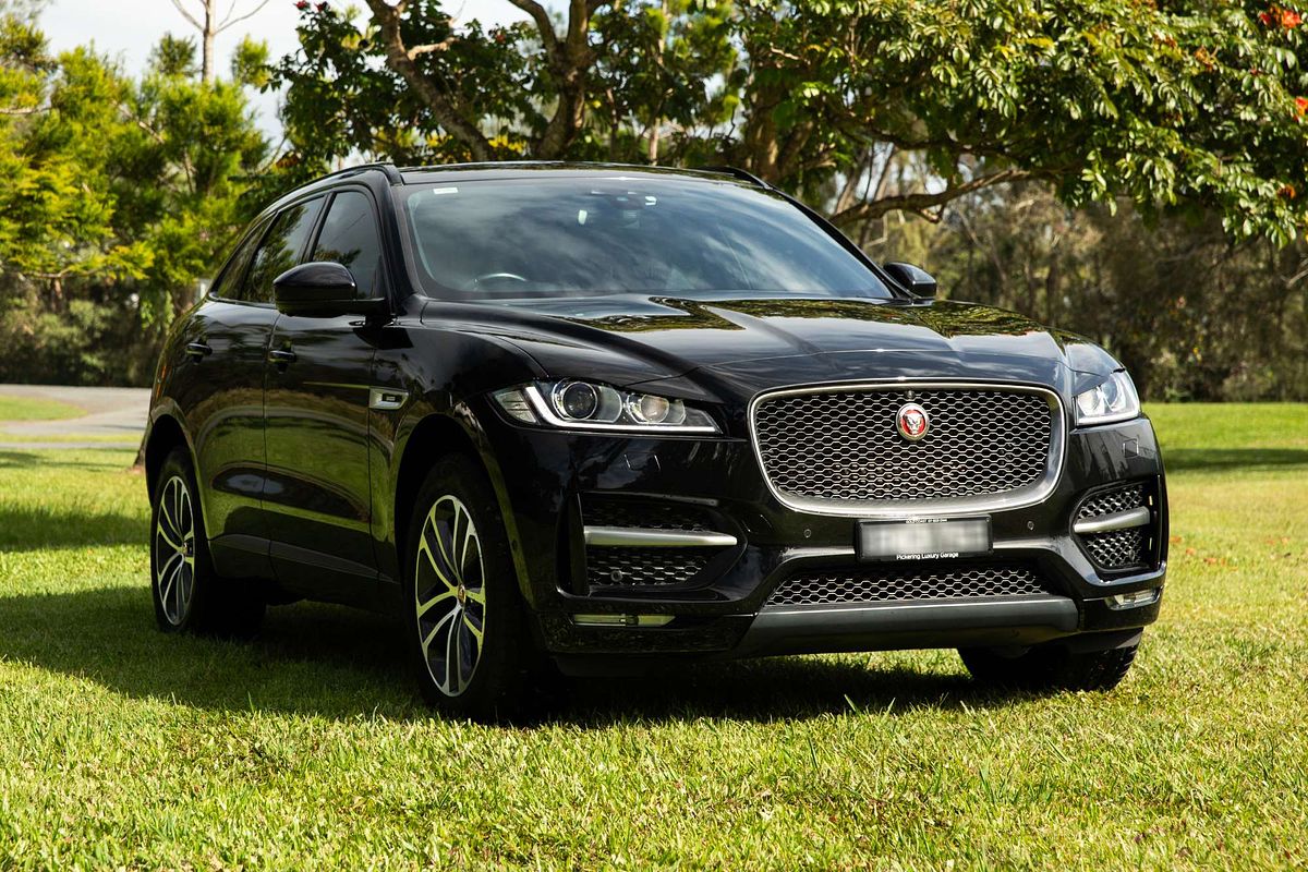 2019 Jaguar F-PACE 20d R-Sport X761