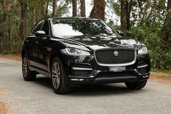 2019 Jaguar F-PACE 20d R-Sport X761