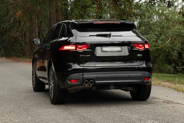 2019 Jaguar F-PACE 20d R-Sport X761