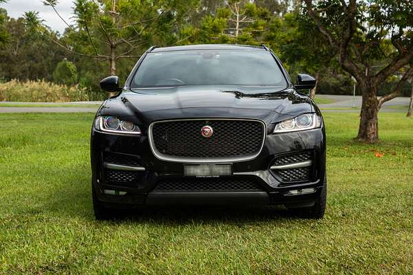 2019 Jaguar F-PACE 20d R-Sport X761