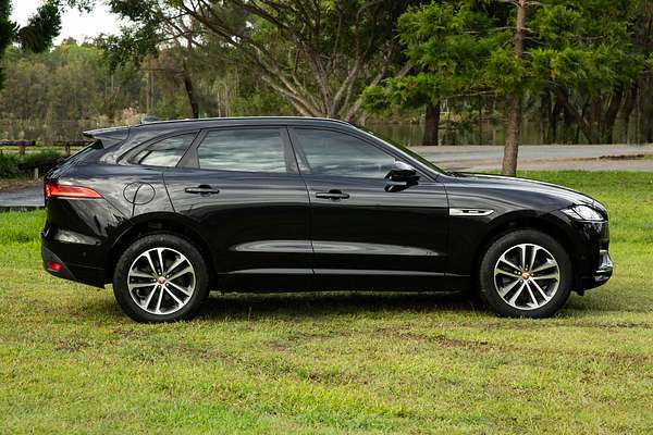 2019 Jaguar F-PACE 20d R-Sport X761