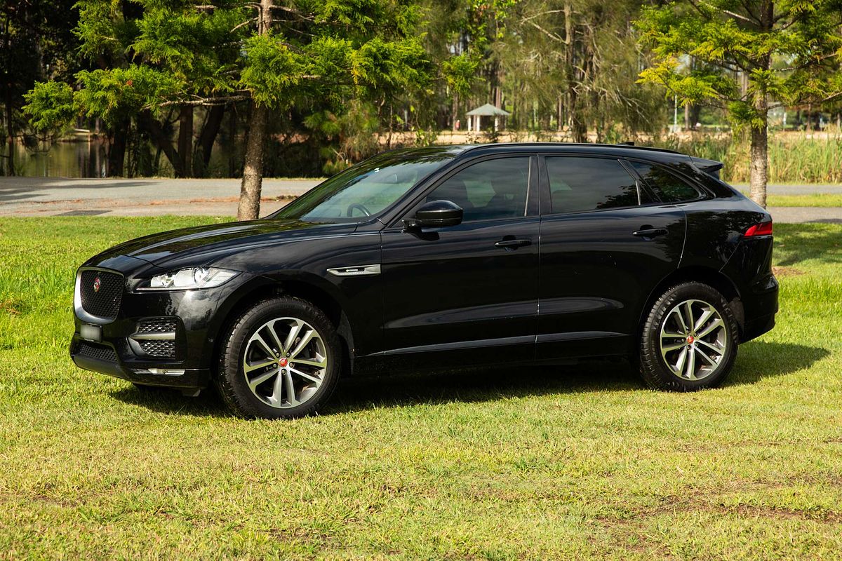 2019 Jaguar F-PACE 20d R-Sport X761