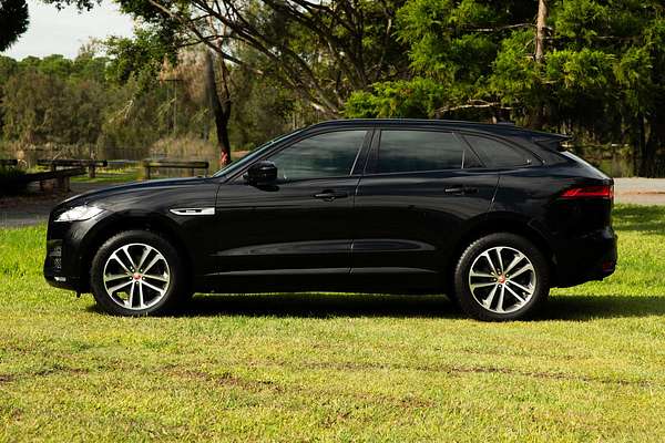 2019 Jaguar F-PACE 20d R-Sport X761