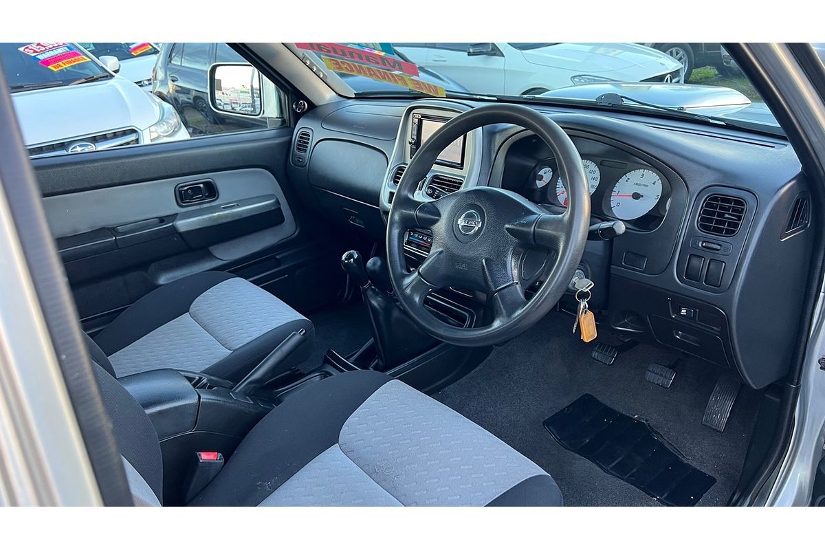 2008 Nissan Navara ST-R (4x4) D22 4X4