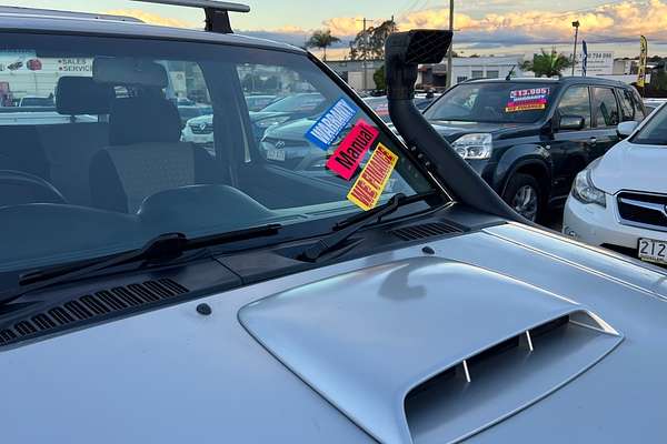 2008 Nissan Navara ST-R (4x4) D22 4X4
