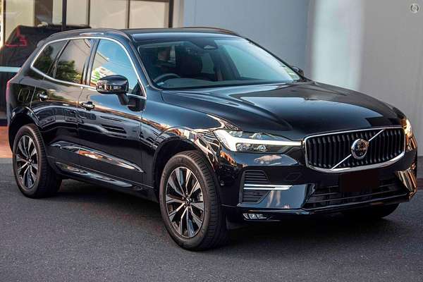 2024 Volvo XC60 Plus B5