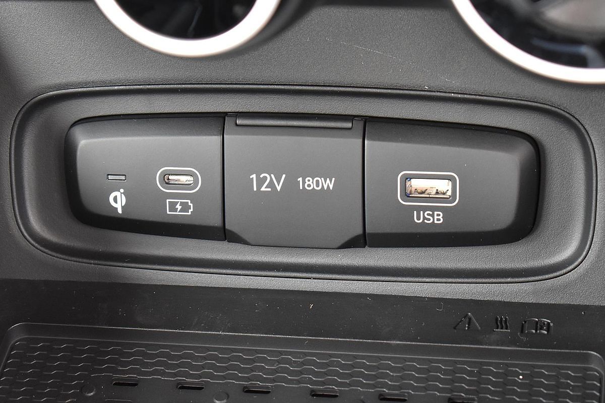 2025 Hyundai Venue Active QX.V5