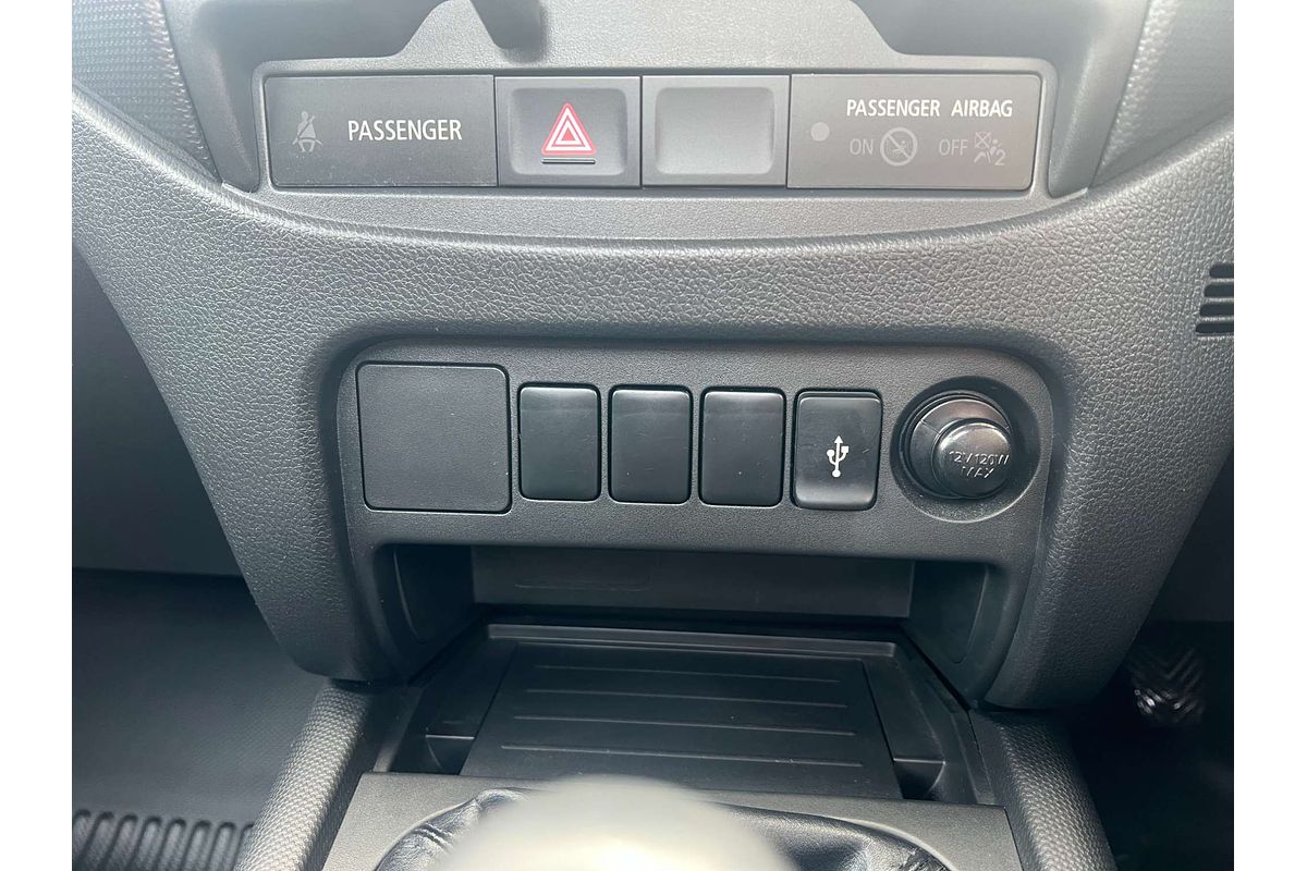 2022 Mitsubishi Triton GLX MR Rear Wheel Drive