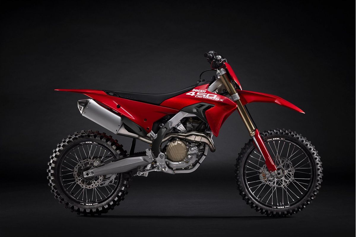 2026 Ducati SPORT DESMO 450MX