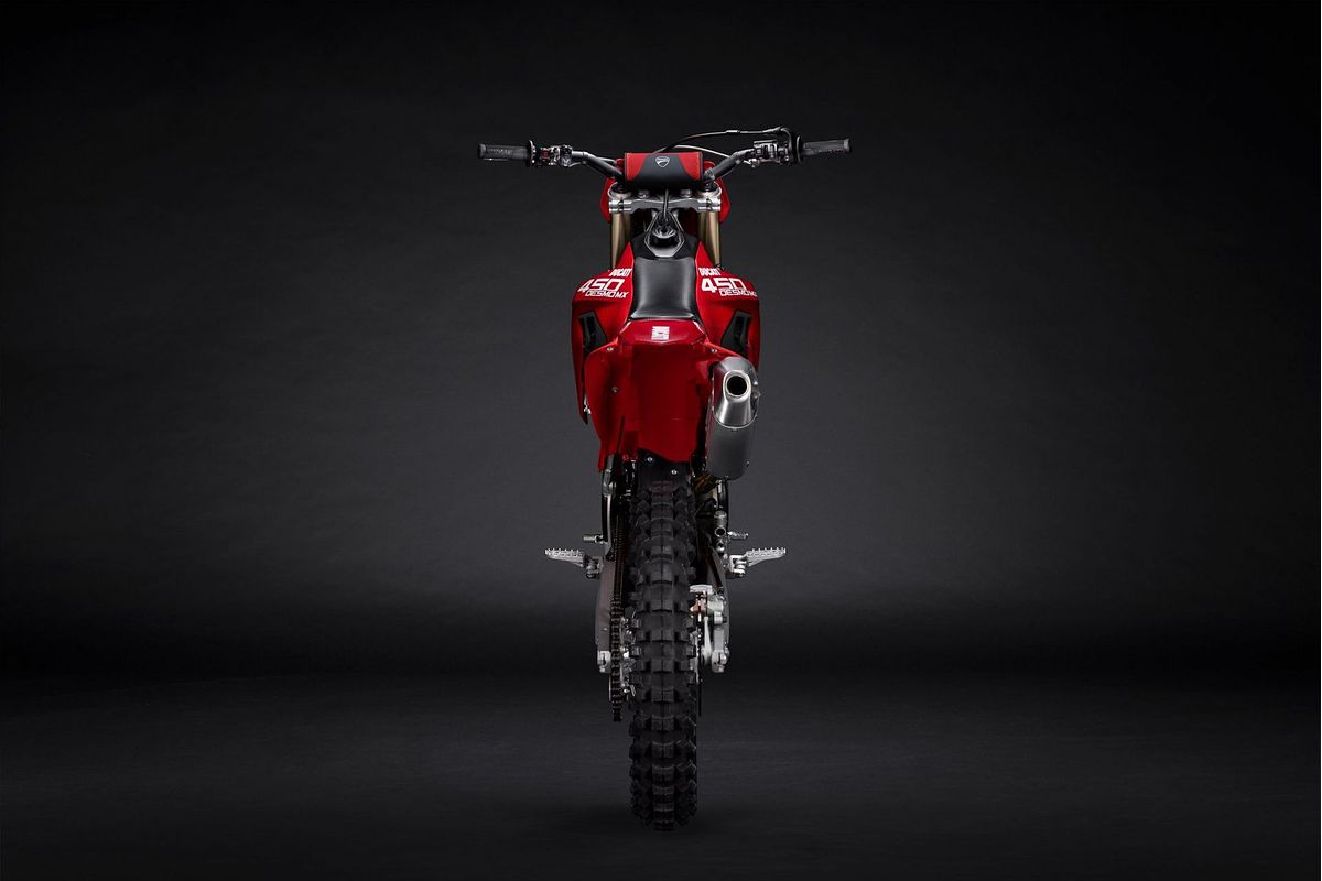 2026 Ducati SPORT DESMO 450MX