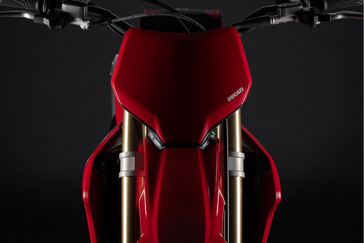 2026 Ducati SPORT DESMO 450MX