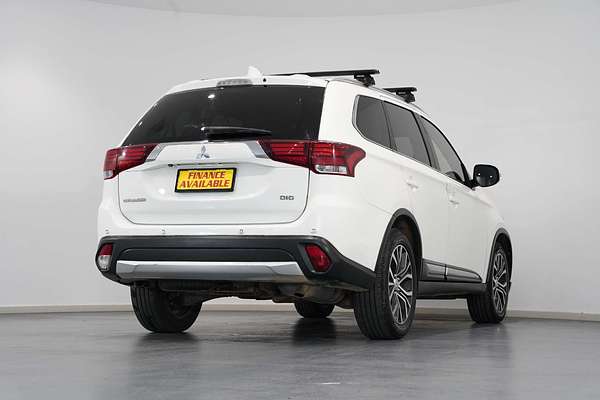 2016 Mitsubishi Outlander LS Safety Pack ZK