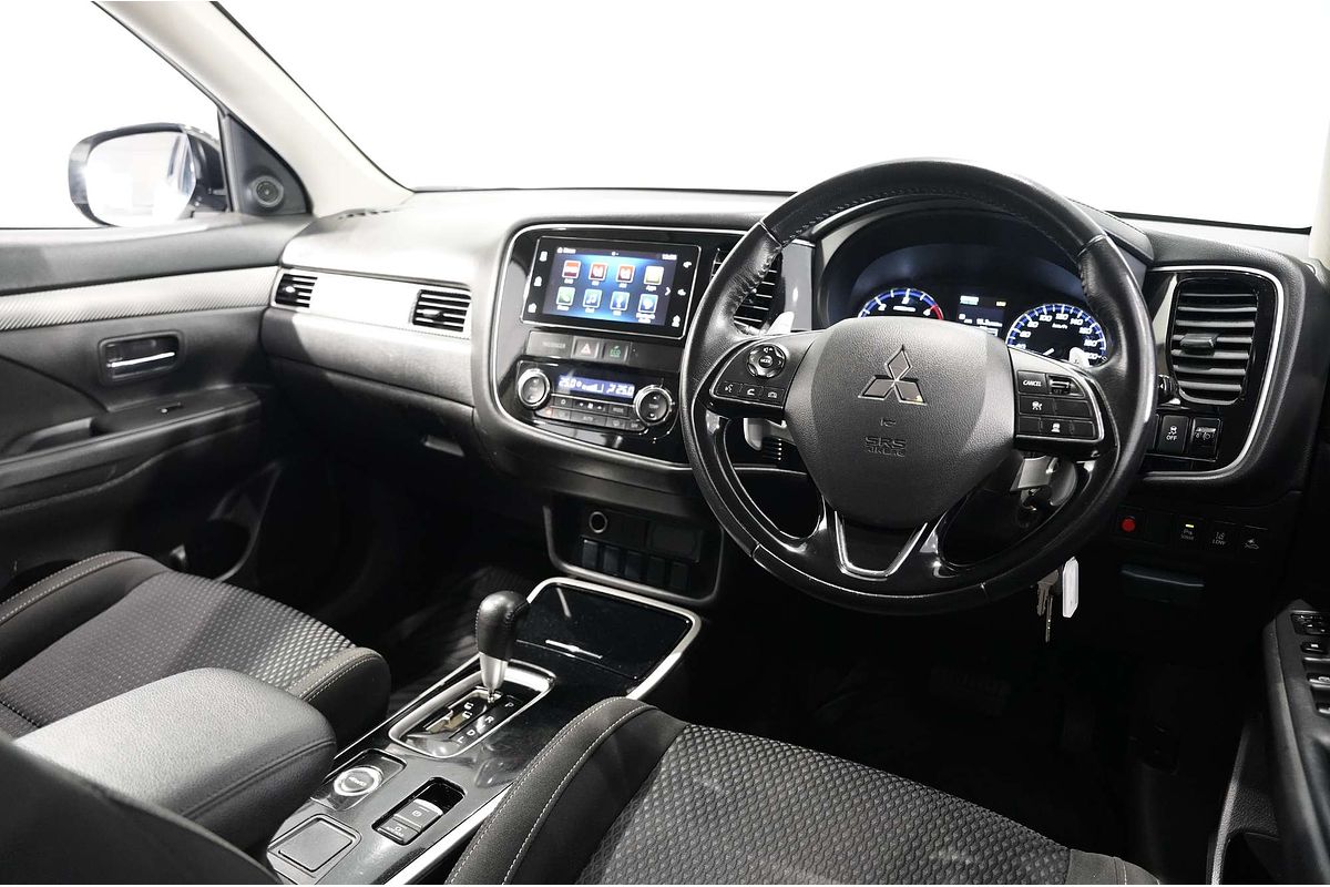 2016 Mitsubishi Outlander LS Safety Pack ZK