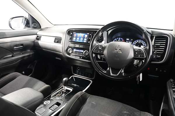 2016 Mitsubishi Outlander LS Safety Pack ZK
