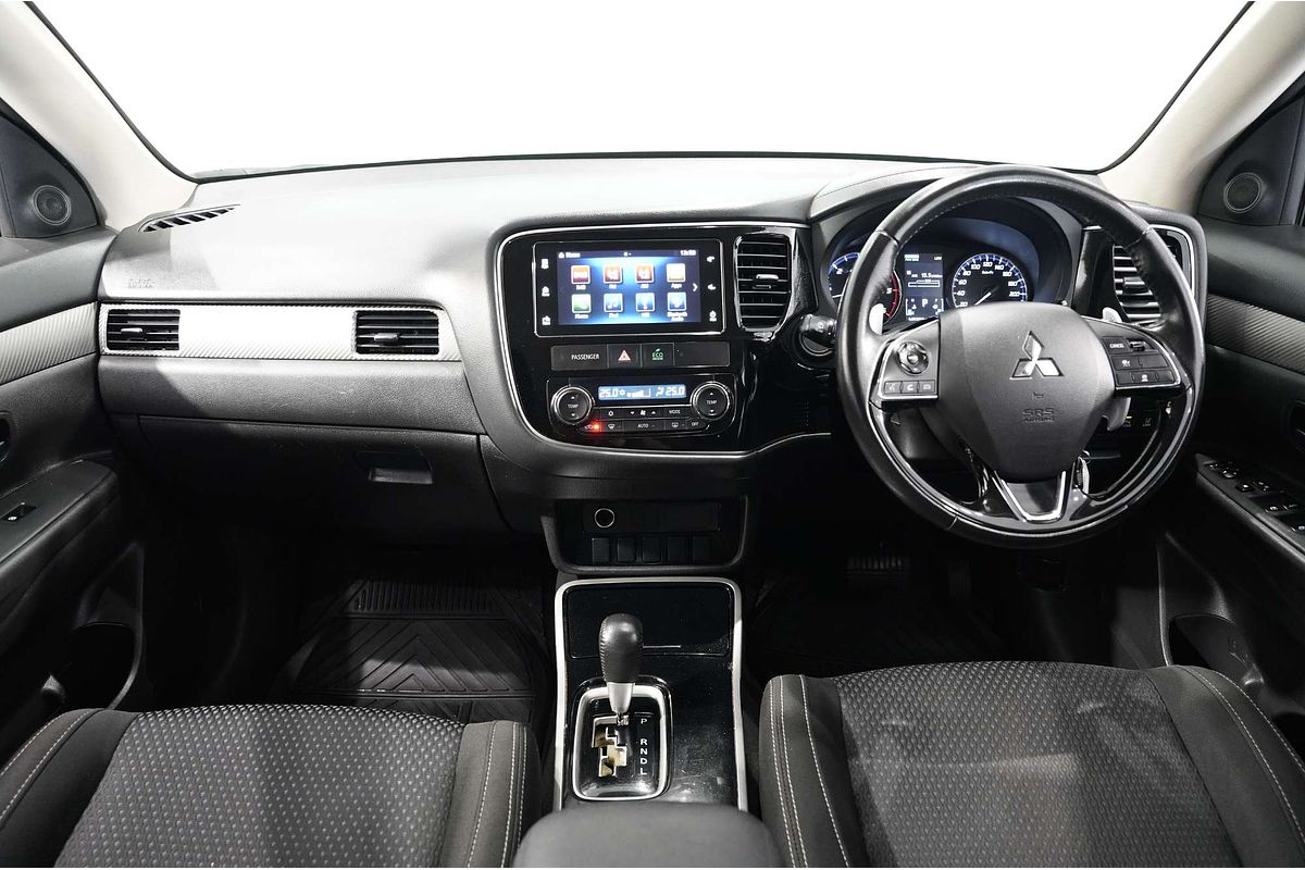 2016 Mitsubishi Outlander LS Safety Pack ZK