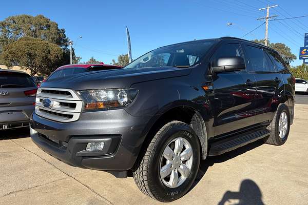 2017 Ford Everest Ambiente UA