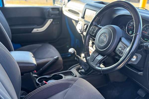 2014 Jeep Wrangler Unlimited Sport JK