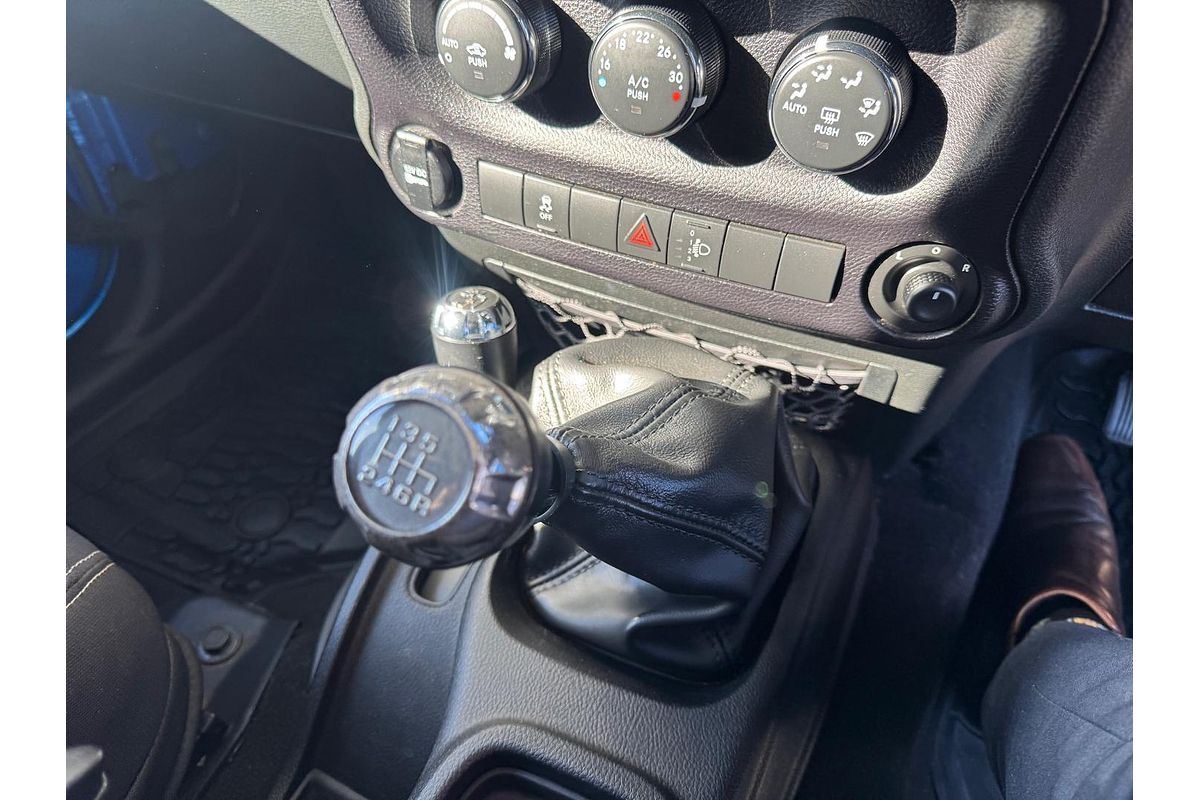 2014 Jeep Wrangler Unlimited Sport JK