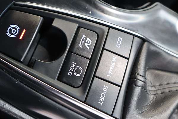 2020 Toyota Camry Ascent AXVH71R