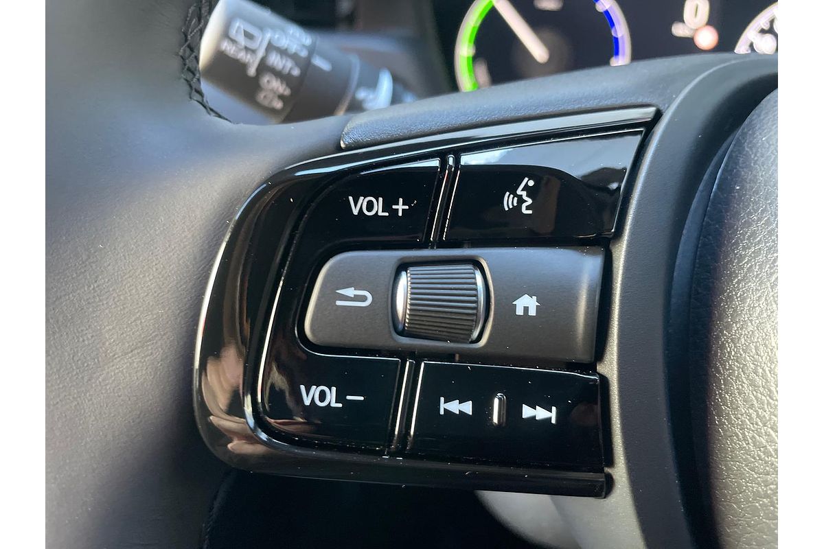 2025 Honda HR-V e:HEV X