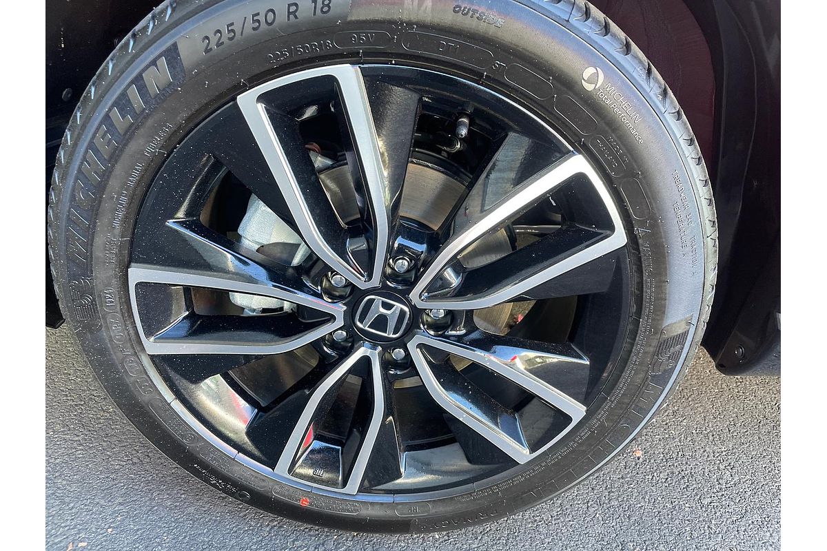 2025 Honda HR-V e:HEV X