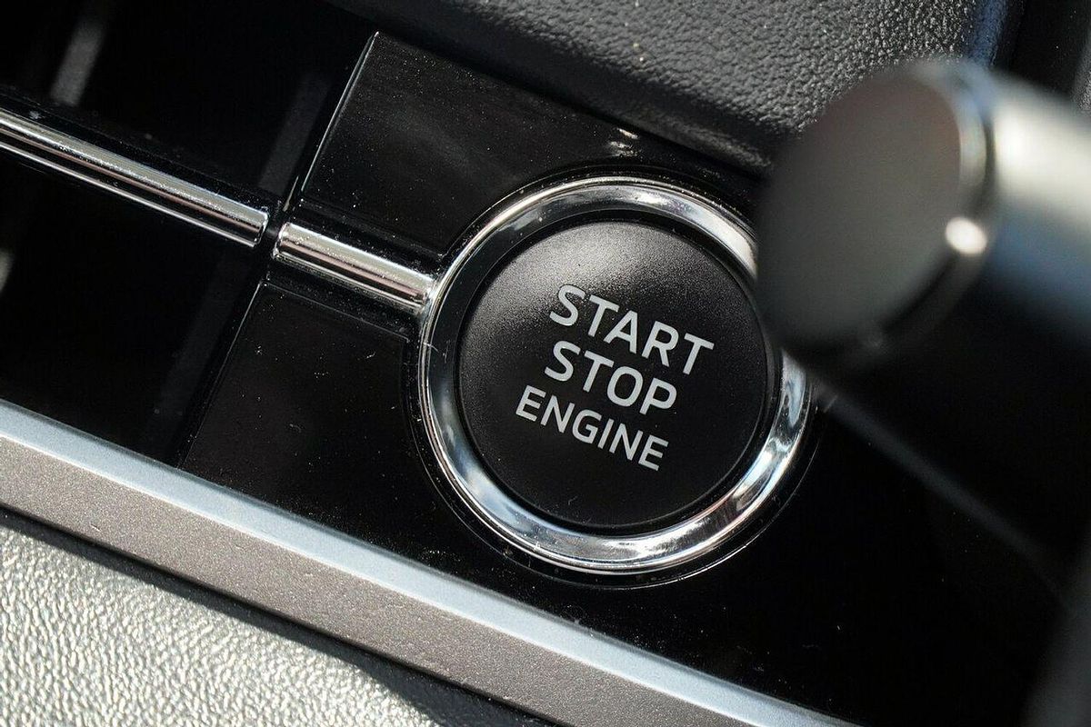 2022 Mitsubishi Outlander ES ZM