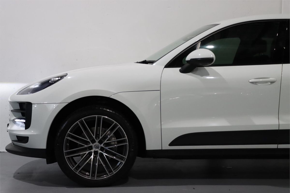 2019 Porsche Macan 95B