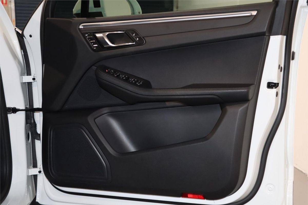 2019 Porsche Macan 95B