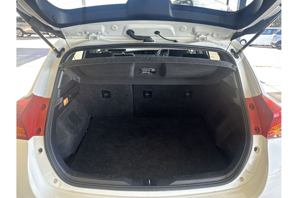 2013 Toyota Corolla Ascent Sport ZRE182R