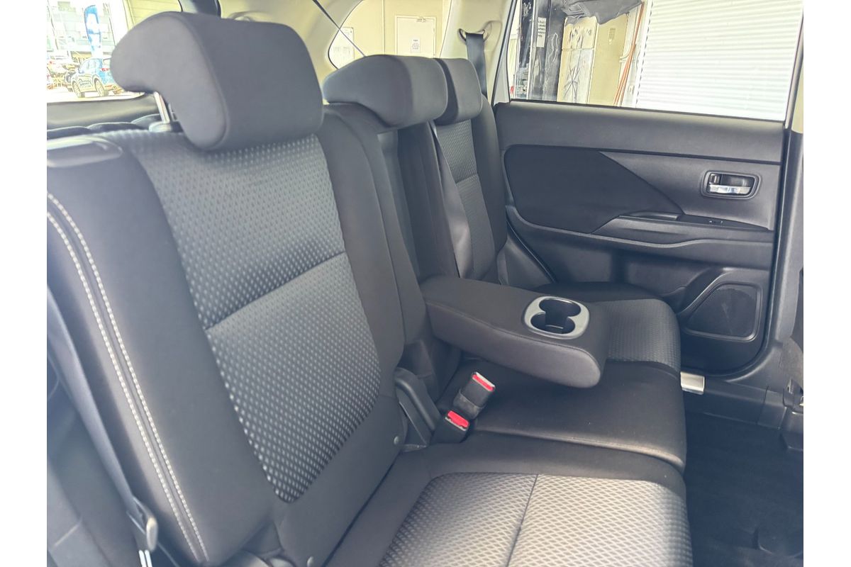 2017 Mitsubishi Outlander LS ZL