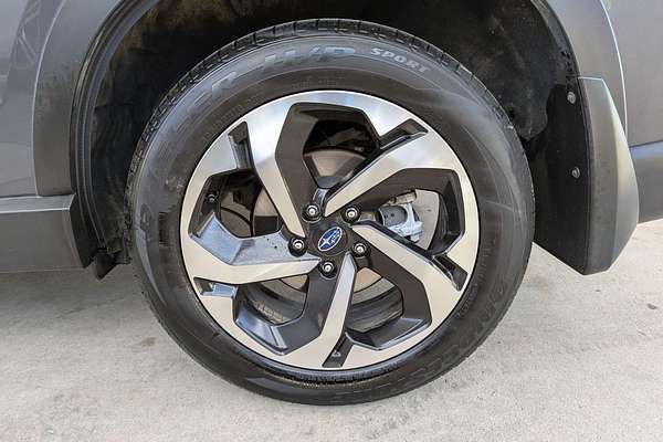 2022 Subaru Forester 2.5i-S S5
