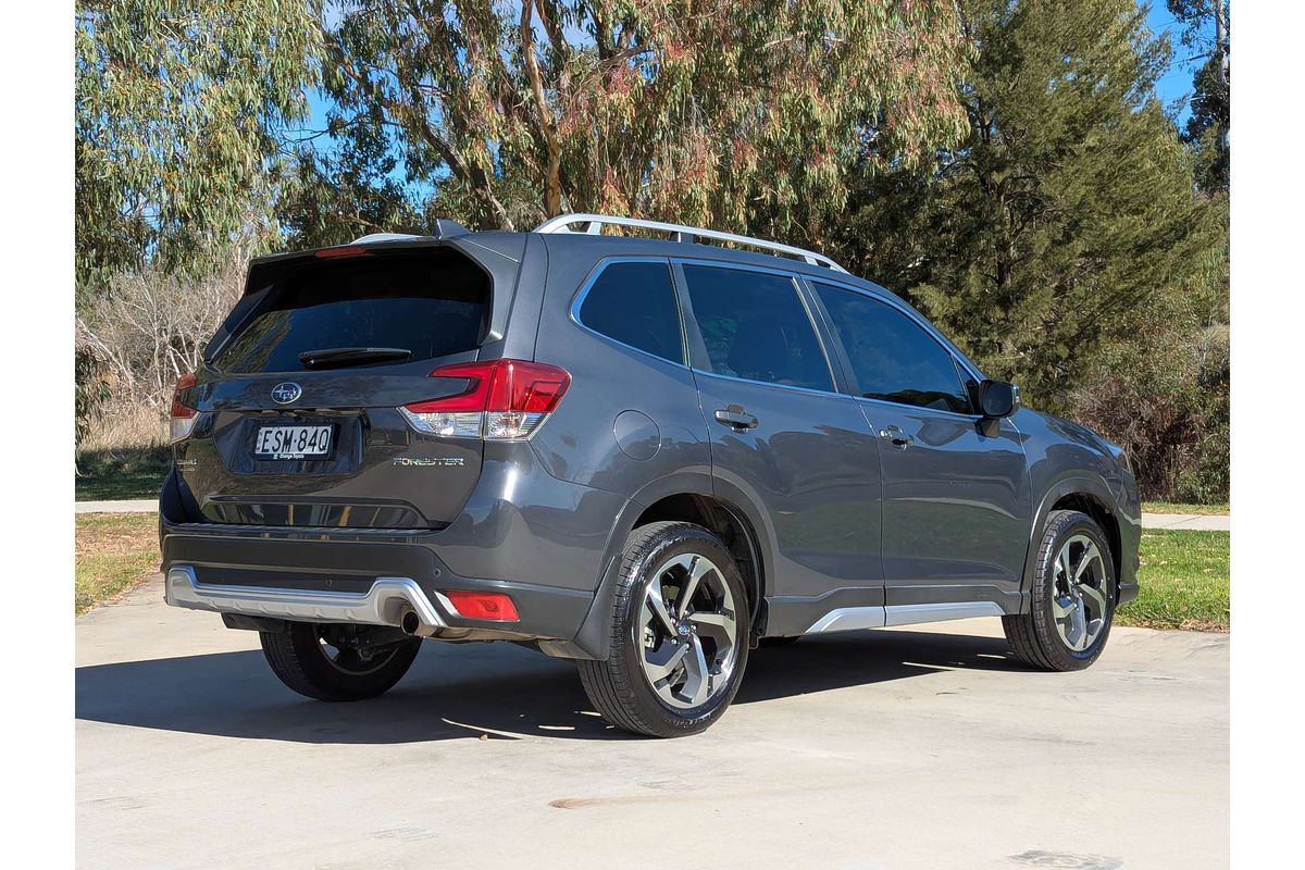 2022 Subaru Forester 2.5i-S S5