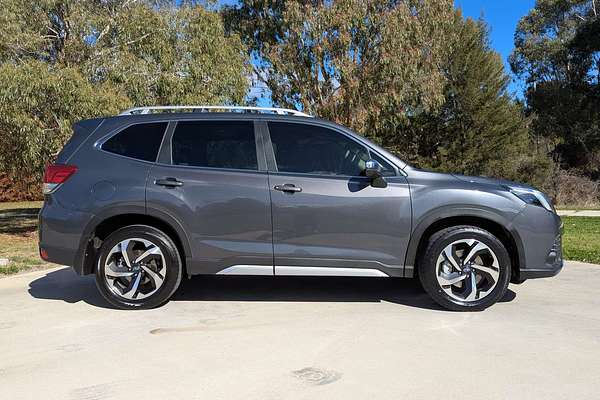 2022 Subaru Forester 2.5i-S S5