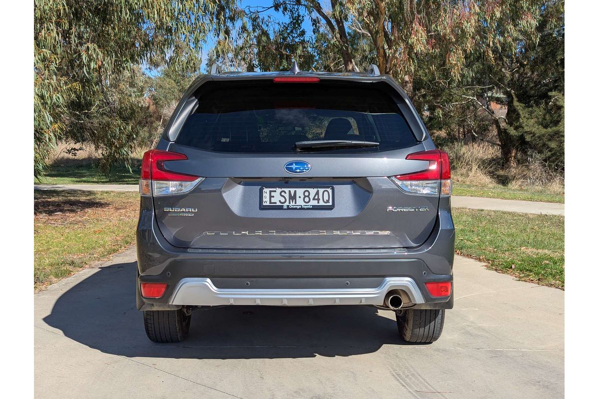 2022 Subaru Forester 2.5i-S S5
