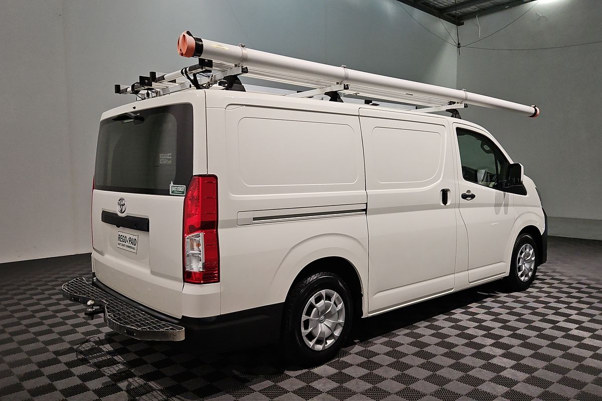 2022 Toyota Hiace GDH300R LWB