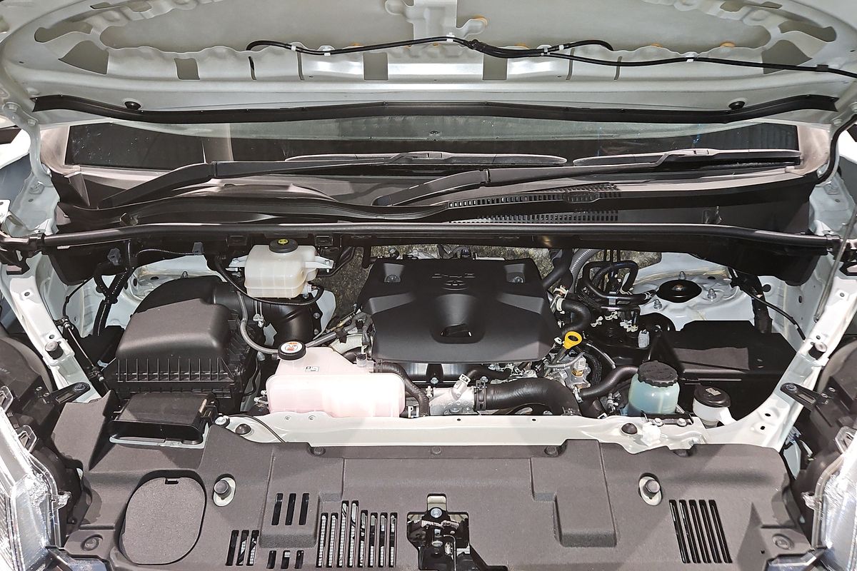 2022 Toyota Hiace GDH300R LWB
