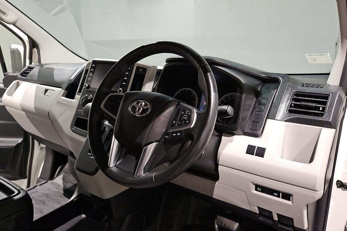 2022 Toyota Hiace GDH300R LWB