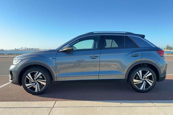 2024 Volkswagen T-Roc 140TSI R-Line D11