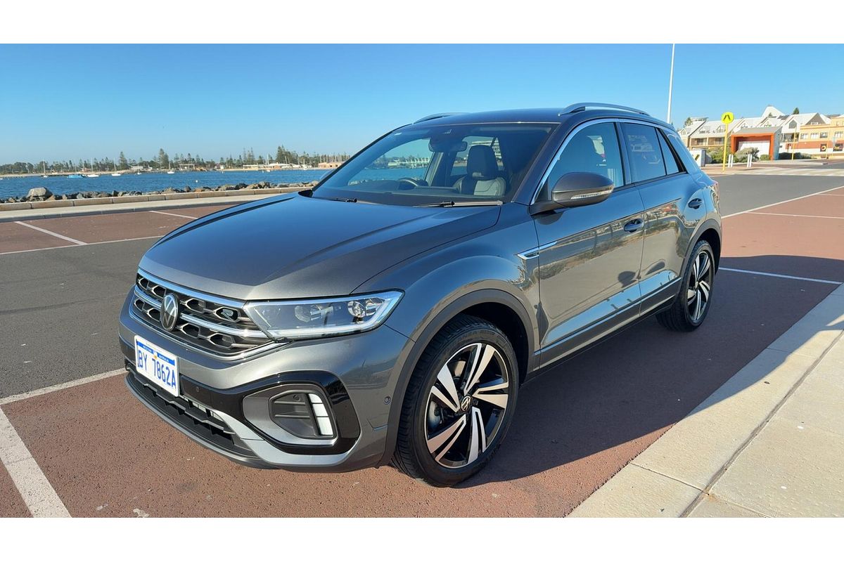 2024 Volkswagen T-Roc 140TSI R-Line D11
