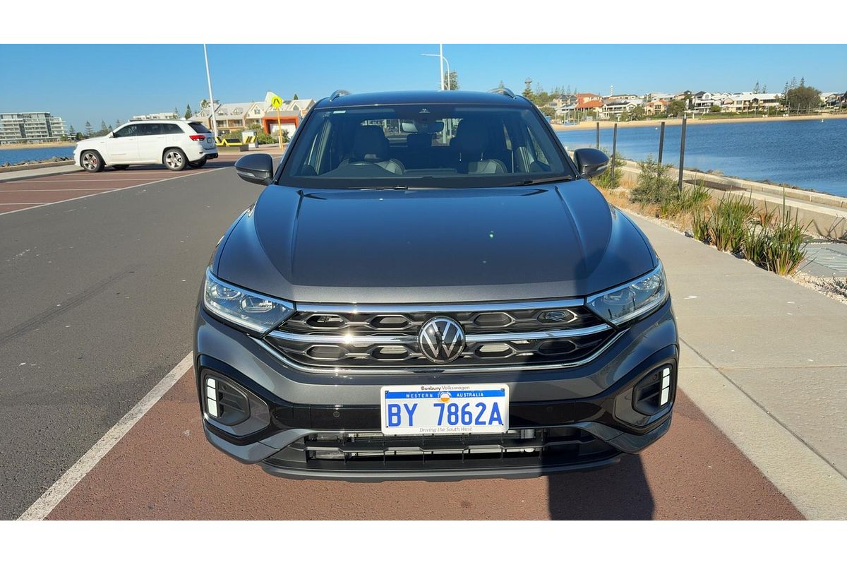 2024 Volkswagen T-Roc 140TSI R-Line D11