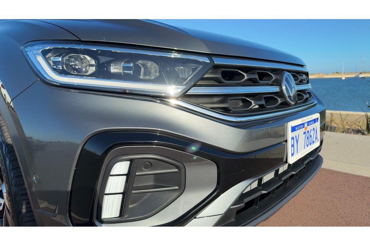 2024 Volkswagen T-Roc 140TSI R-Line D11