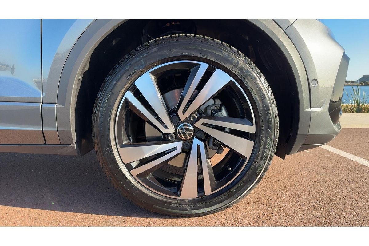 2024 Volkswagen T-Roc 140TSI R-Line D11