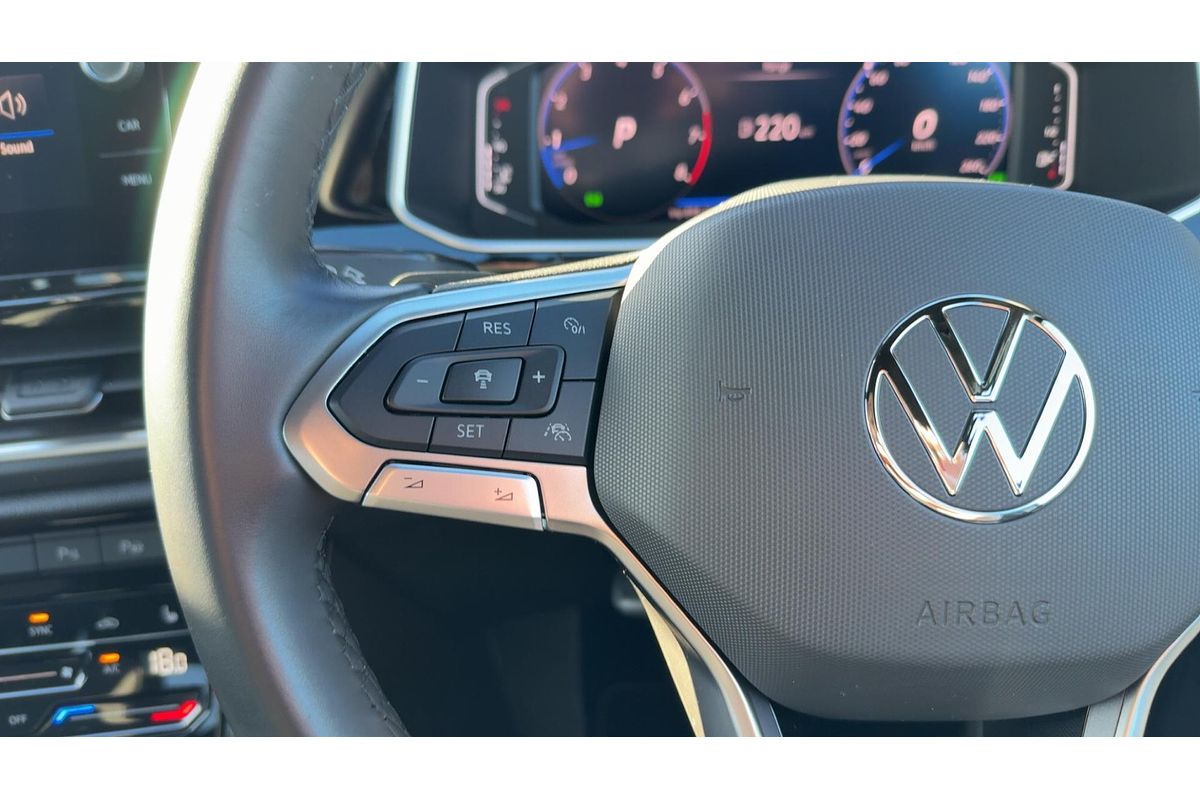 2024 Volkswagen T-Roc 140TSI R-Line D11
