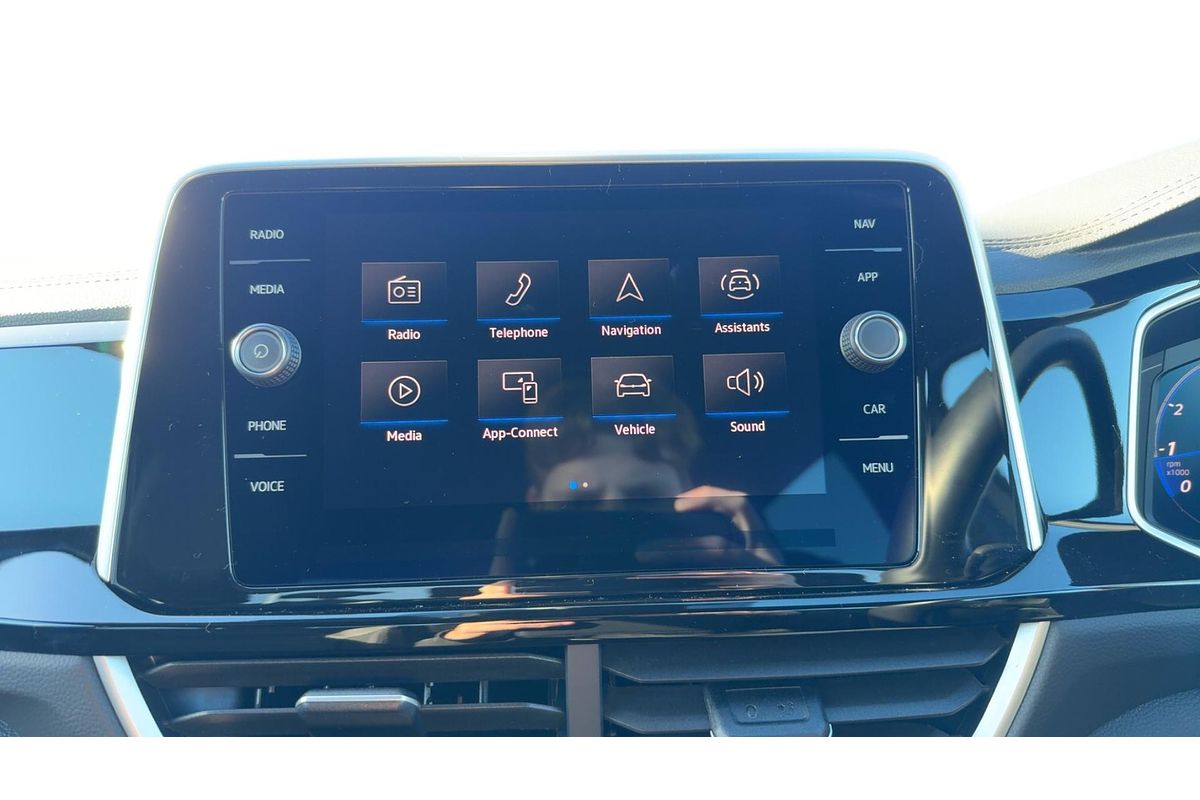 2024 Volkswagen T-Roc 140TSI R-Line D11