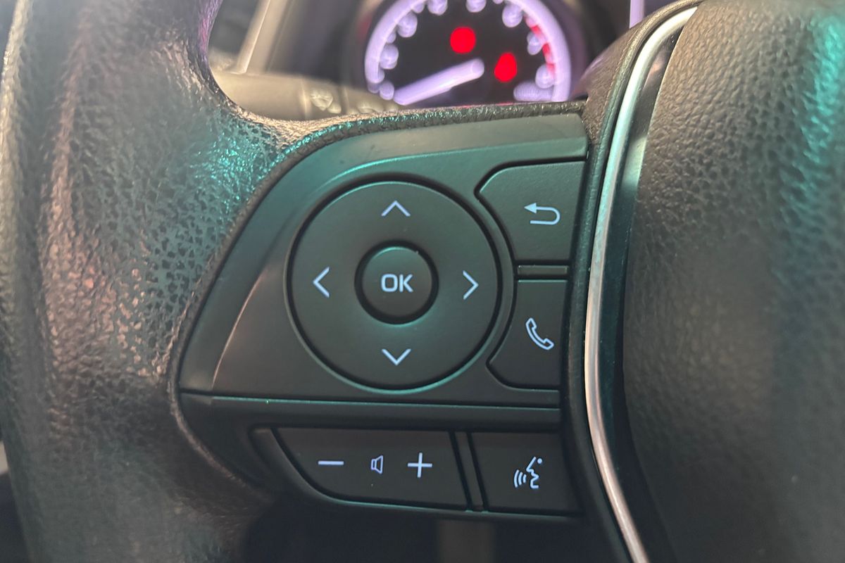 2020 Toyota Camry Ascent ASV70R